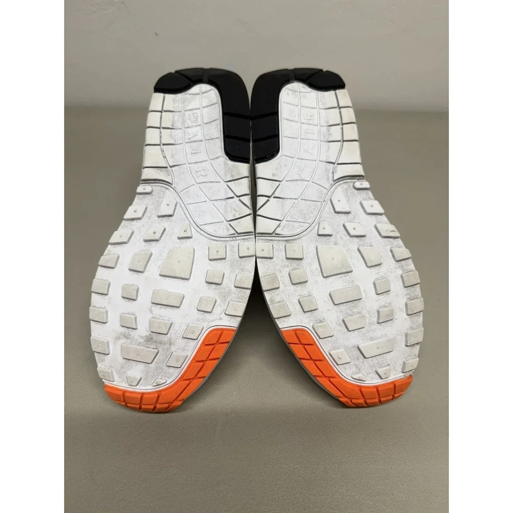 Nike Air Max 1 Just Do It Womens Sz 8.5 Mens Sz 7 White Orange 917691-100